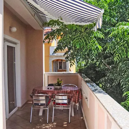 Lejlighed Beg-2 By Interhome Rab Town