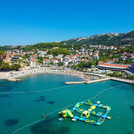 Beg-2 By Interhome *