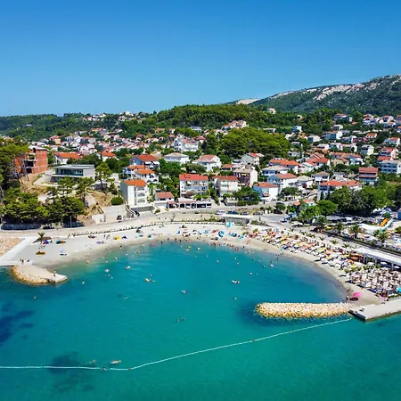 Beg-2 By Interhome Апартаменты